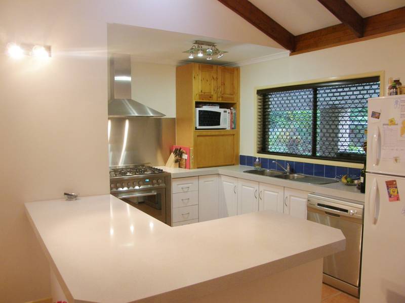 Edge Real Estate Cairns present this Stunning Home in Edge Hill Under $400,000 Picture 3