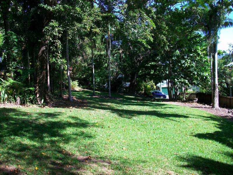 SENSATIONAL ELEVATED LAND - VERY RARE OPPORTUNITY Picture 3