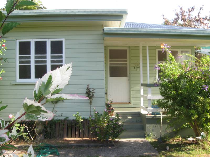 FIRST HOME BUYER DREAM - PRICED TO SELL! Picture 2