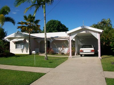 OWNERS CIRCUMSTANCES DICTATE AN IMMEDIATE SALE! Picture OWNERS CIRCUMSTANCES DICTATE AN IMMEDIATE SALE! Picture