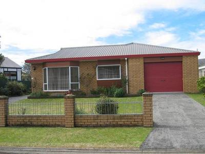 The Living is Easy! Picture The Living is Easy! Picture