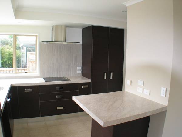 Modern Living Picture 3