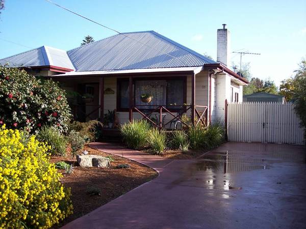 Biggest and the Best......1085 sqm approx (66ft x 179ft) Picture 1