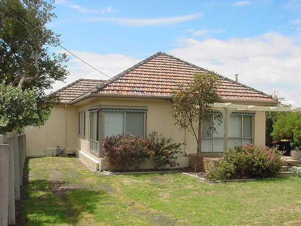 Opposite Beach Picture 2