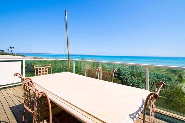 Relax in Style- 4 BR 2 Storey Beachfront Picture 2