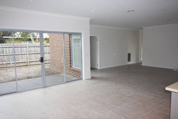 UNDER APPLICATION !!! Picture UNDER APPLICATION !!! Picture