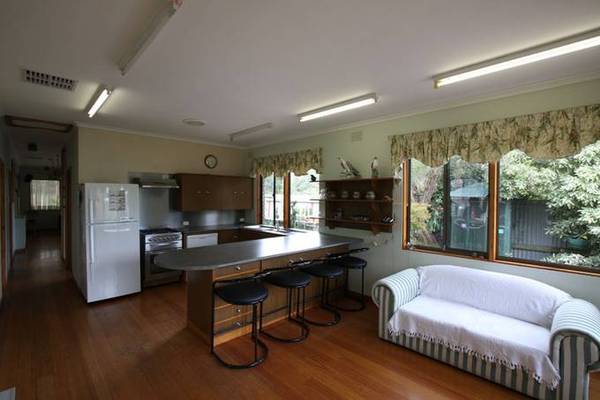 Under Offer!! Picture 3