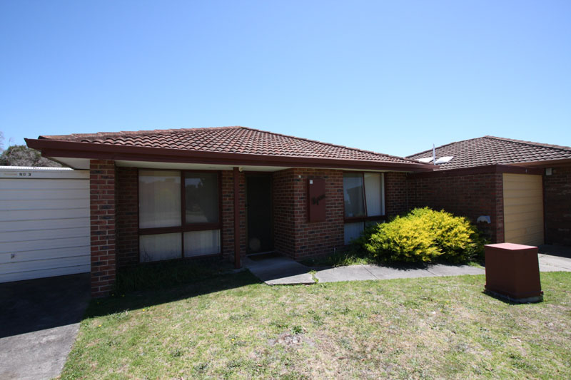 UNDER OFFER Picture 1