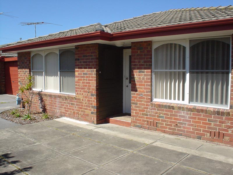 BEACHSIDE UNIT Picture 1