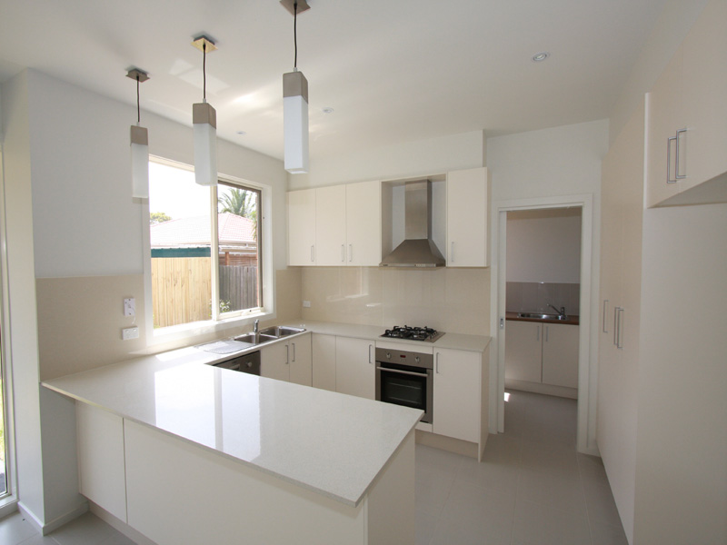 BRAND NEW 4 BEDROOM HOME! Picture 3