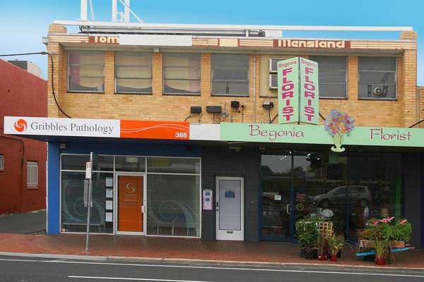 UNDER OFFER Picture 1