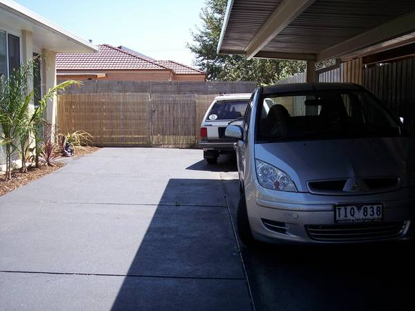 UNDER OFFER Picture 2