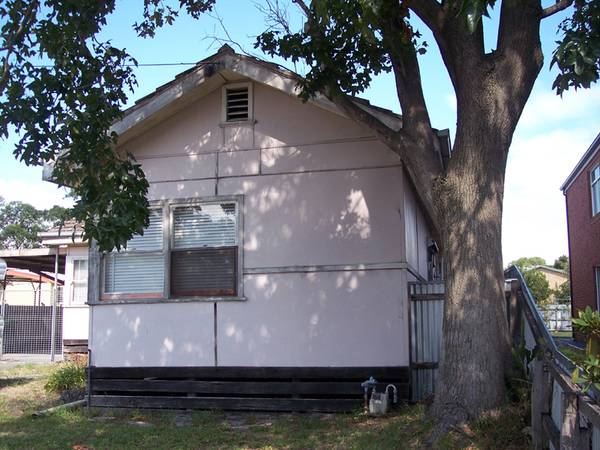 Stop Paying Rent! Picture 1