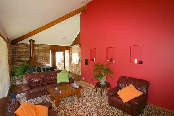 A RARE OPPORTUNITY Picture 2