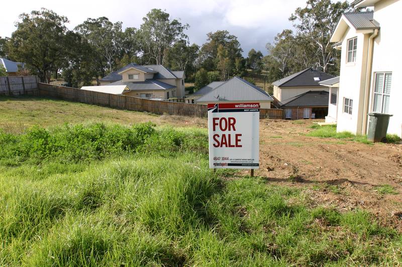 ABSOLUTE BARGAIN BUY - VENDOR MUST SELL - URGENT SALE REQUIRED Picture 2