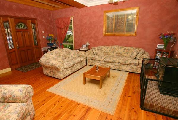 Country Charm Picture 3