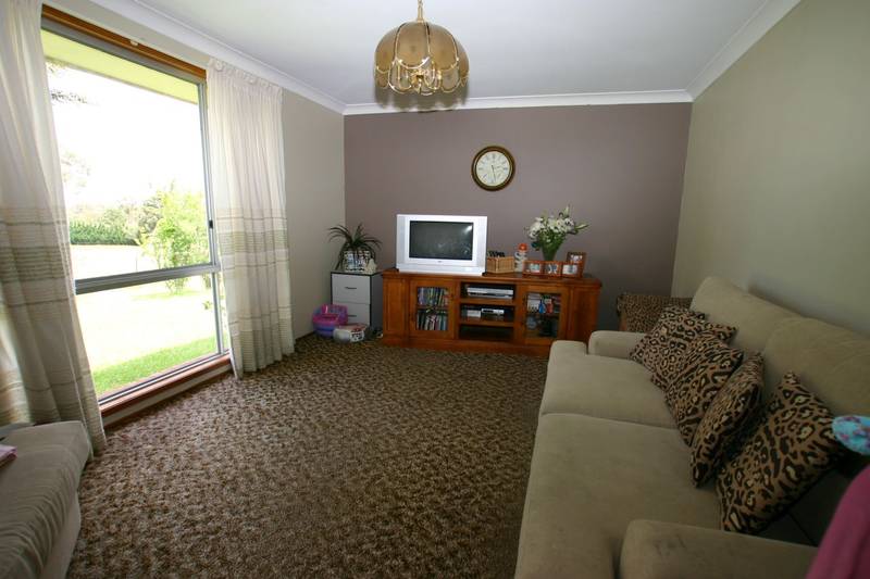 5 Fantastic
Acres - Vendor Says Sell Picture