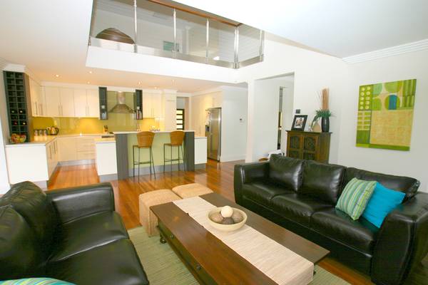 EXCEPTIONAL EXECUTIVE RESIDENCE Picture EXCEPTIONAL EXECUTIVE RESIDENCE Picture