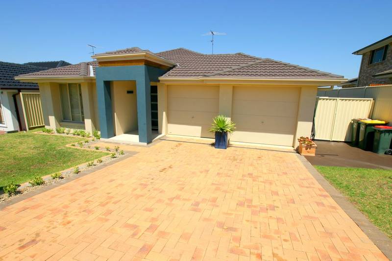 Fantastic Home, Fantastic Price!! Picture 1