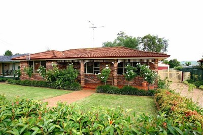 Huge Block - Neat As A Pin Picture