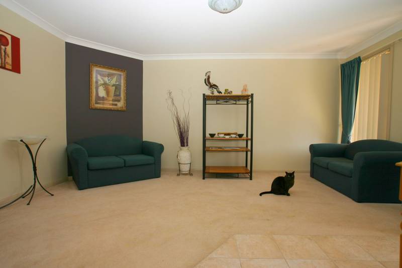 A Quality 4 Bedroom Home Picture 2