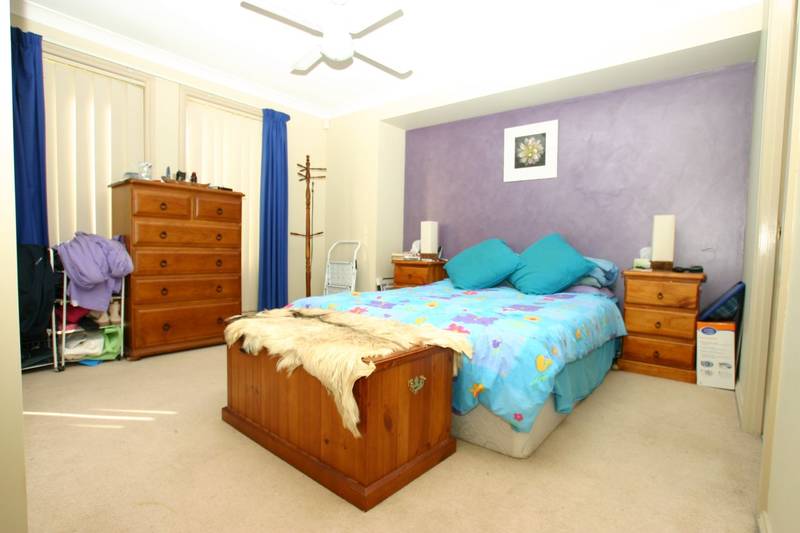 A Quality 4 Bedroom Home Picture 3