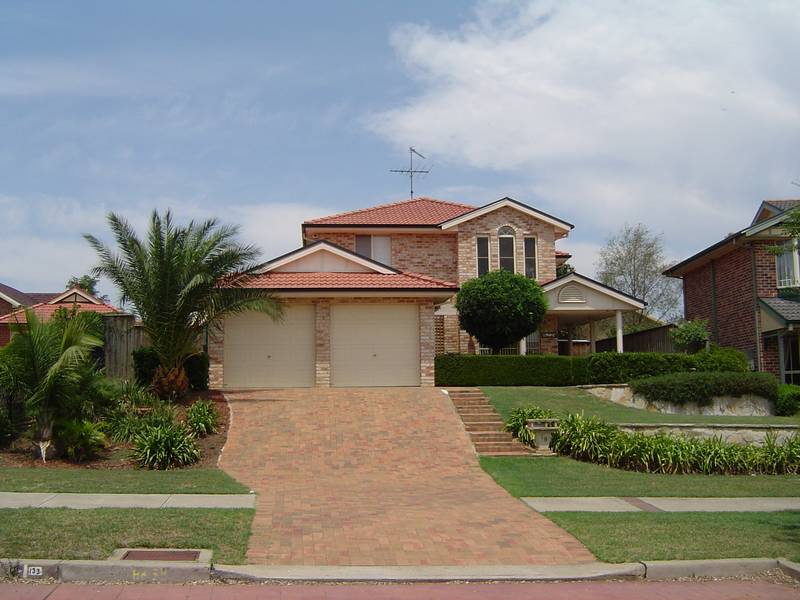 URGENT SALE - OWNER BOUGHT ELSEWHERE - BARGAIN HUNTERS DREAM Picture 1