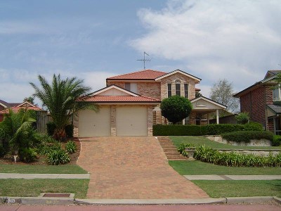 URGENT SALE - OWNER BOUGHT ELSEWHERE - BARGAIN HUNTERS DREAM Picture