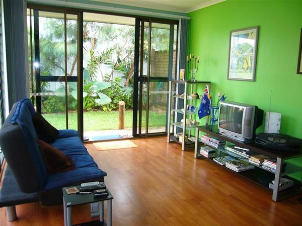 EVERYONE'S A WINNER Picture 2