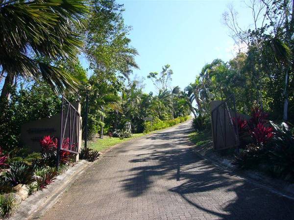 The Ultimate in Ocean and Island Views Picture 3