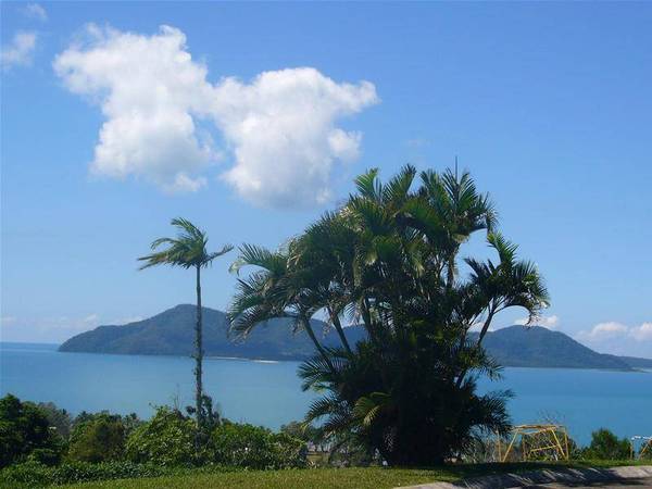 The Ultimate in Ocean and Island Views Picture 1