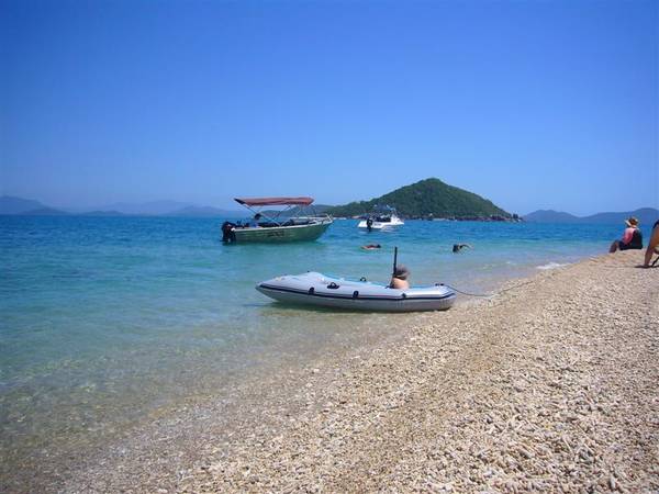 LOW PRICE BIG ON VALUE Picture 3