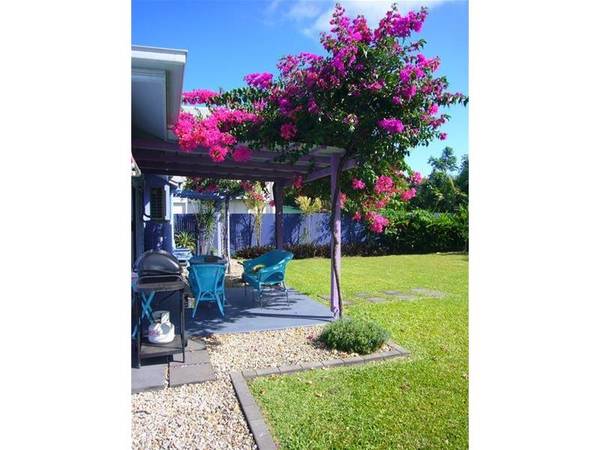 LIVE THE LIFE YOU'VE ALWAYS DREAMED OF... Picture 3