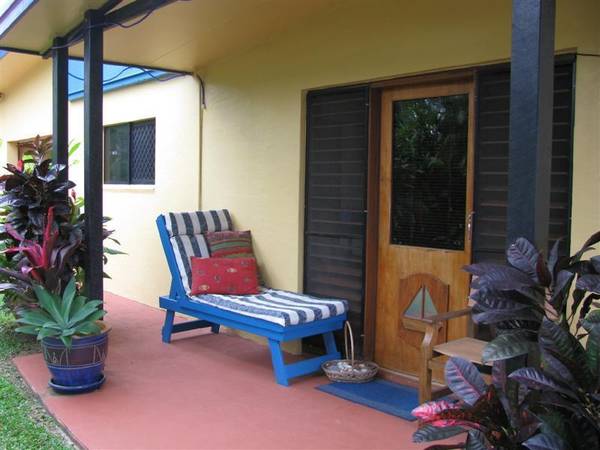 Beachfront Holiday Apartments - Lifestyle+Income+BlueChip Investment Picture 3