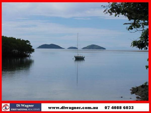 PARK YOUR BOAT AT THIS EXCLUSIVE BEACHSIDE ADDRESS Picture 1