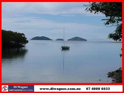 PARK YOUR BOAT AT THIS EXCLUSIVE BEACHSIDE ADDRESS Picture PARK YOUR BOAT AT THIS EXCLUSIVE BEACHSIDE ADDRESS Picture