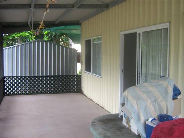 PARK YOUR BOAT AT THIS EXCLUSIVE BEACHSIDE ADDRESS Picture 3