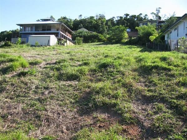 IMAGINE THE VIEWS FROM A DOUBLE STOREY HOME! Picture 2