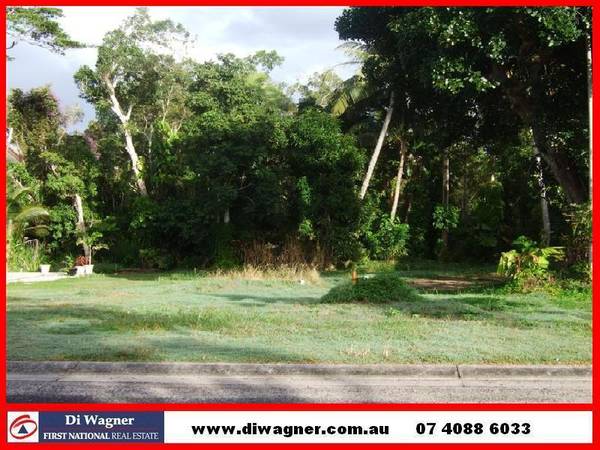 ONLY A HOP, SKIP AND A JUMP TO THE BEACH! Picture 1