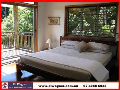 BED AND BREAKFAST LIFESTYLE RETREAT - MISSION BEACH Picture BED AND BREAKFAST LIFESTYLE RETREAT - MISSION BEACH Picture