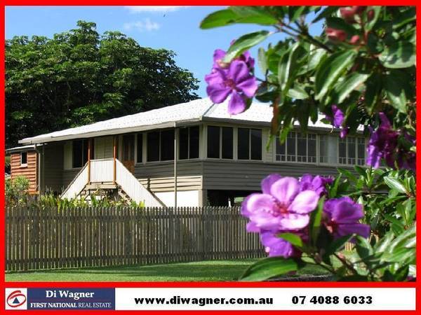 RESTORED QUEENSLANDER BRINGS LIFE BACK TO VILLAGE LIVING Picture 1