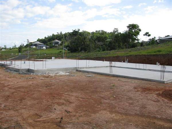 OFF- PLAN BEACH LIVING Picture 3