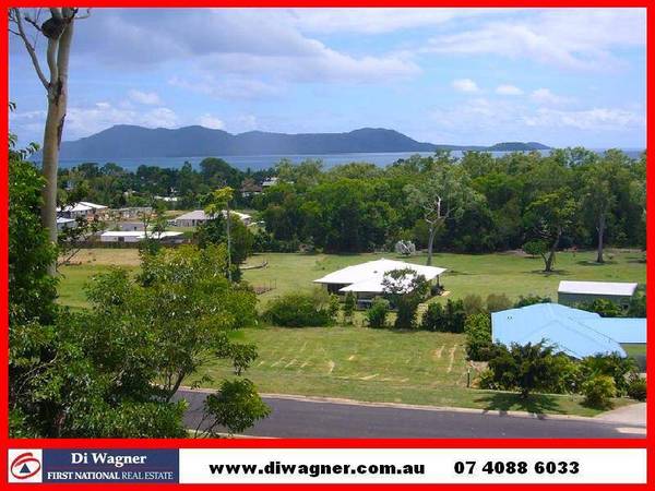 PRIME LOCATION AT SOUTH MISSION BEACH Picture 1