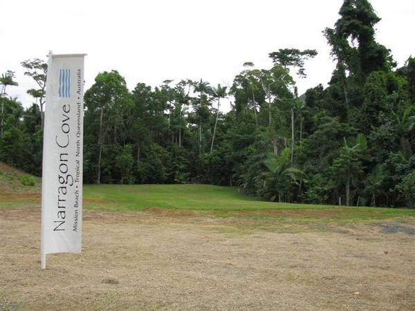 NARRAGON COVE - LOT 1 4468M2 (BEACHFRONT) Picture 2