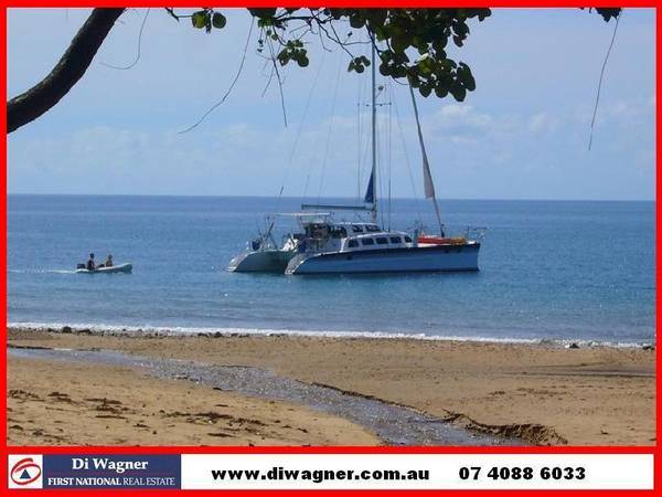 NARRAGON COVE - LOT 1 4468M2 (BEACHFRONT) Picture 1