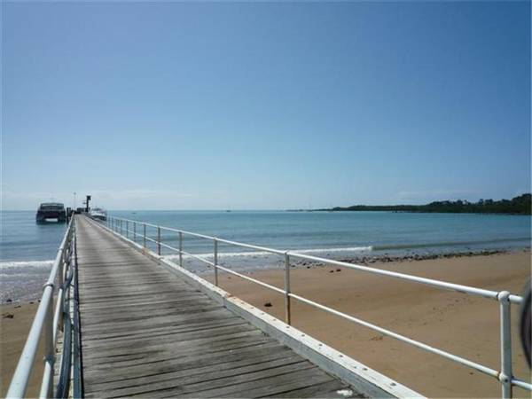 NARAAGON COVE - LOT 7 ON 4015M2 (OCEAN VIEWS) Picture 2