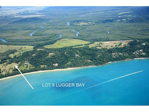 SECLUDED ABSOLUTE BEACHFRONT GETAWAY Picture 2