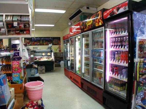 SUPERMARKET WITH LIFESTYLE Picture 1