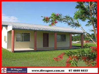 QUAINT COUNTRY COTTAGE Picture QUAINT COUNTRY COTTAGE Picture