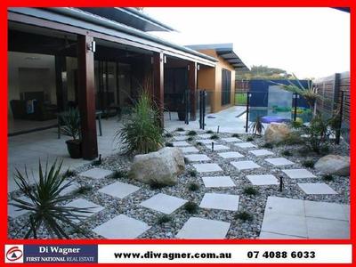 Modern Architecturely built Home - Sure to Impress! Picture Modern Architecturely built Home - Sure to Impress! Picture